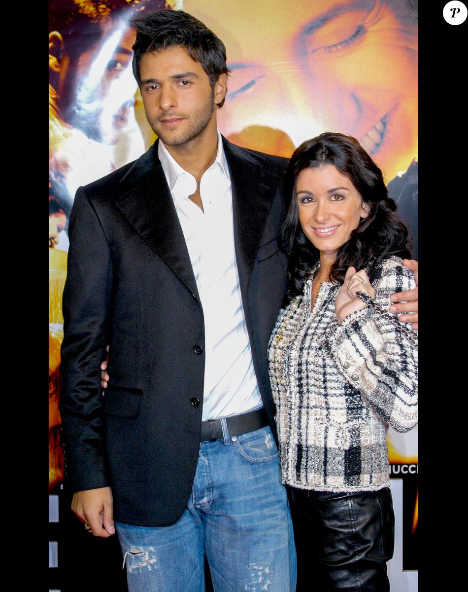 Jenifer et son petit ami Maxim Nucci à l'avant premiere du film 'ALIVE' au cinema Paramount Opera.