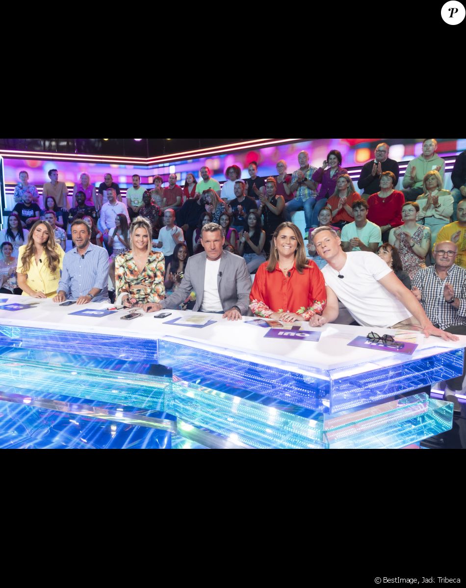 Exclusif - Delphine Wespiser, Bernard Montiel, Kelly Vedovelli, Benjamin Castaldi, Valérie Benaim, Matthieu Delormeau - Enregistrement de la dernière émission TPMP (Touche Pas à Mon Poste), présentée par C.Hanouna et diffusée en direct sur C8 le 23 juin 2022 © Jack Tribeca / Bestimage