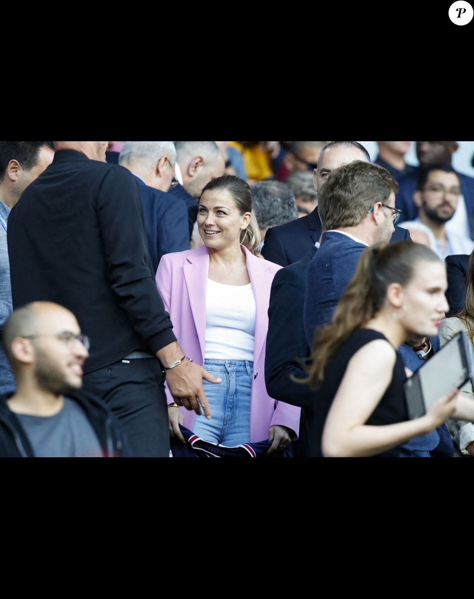Laure Boulleau dans les tribunes lors du match de Ligue 1 "PSG - Metz (5-0)" au Parc des Princes, le 21 mai 2022.