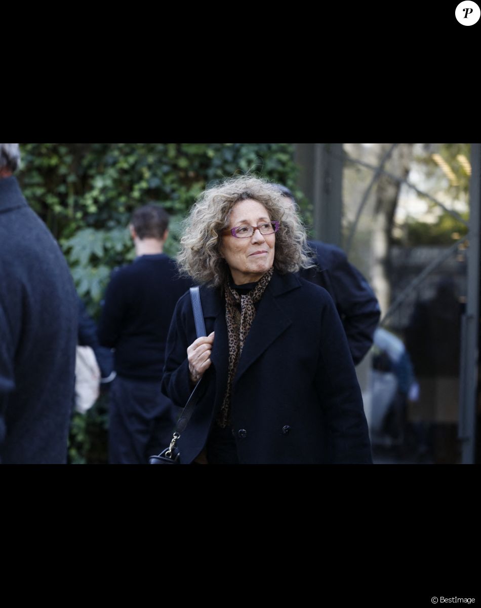Mireille Dumas - Sorties de l'hommage à Pascal Josèphe au Studio Gabriel à Paris. Le 25 novembre 2022