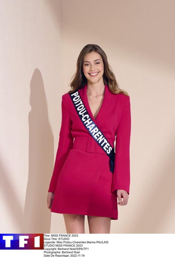 Miss Poitou-Charentes est Marine Paulais, elle a 20 ans et est étudiante en BTS esthétique - Candidate à l'élection Miss France 2023 qui aura lieu le 17 décembre 2022.
