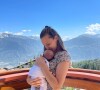 Ilona Smet et son petit bébé, un garçon dont elle n'a pas révélé le prénom. Instagram.
