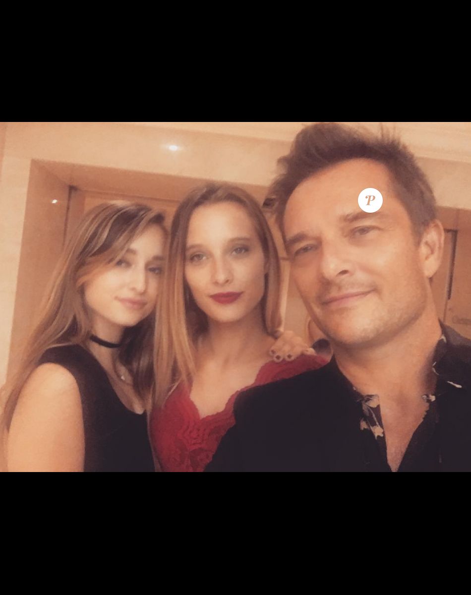 David Hallyday avec ses filles Ilona et Emma.