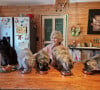 Exclusif - Mylène Demongeot a fêté ses 87 ans le 29 septembre 2022 chez elle à Chatelain entourée de ses 12 chats et de ses amis du Refuge de l'Arche et de ses amies intimes.