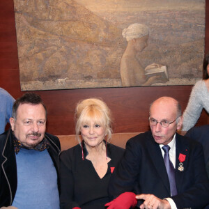 Exclusif - Allain Bougrain-Dubourg, Henry-Jean Servat, Boris Cyrulnik, Robert Hossein - Mylène Demongeot a été décorée du titre de chevalier de la Légion d'honneur par l'éthologue B.Cyrulnik à Paris. Le 15 décembre 2017 © Daniel Angeli - Stéphane Mulys / Bestimage 