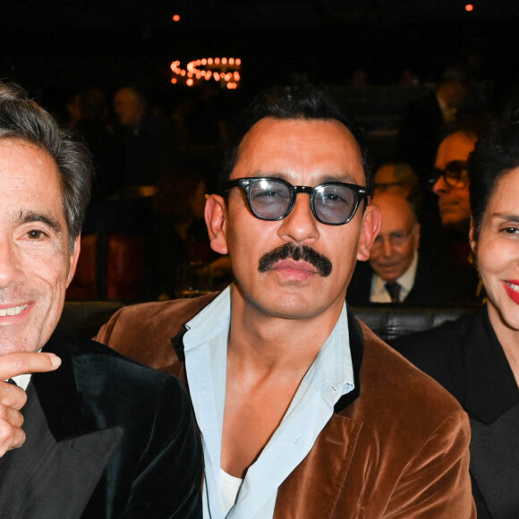 Exclusif - Vincent Daré, Haider Ackermann, Farida Khelfa - People au spectacle "Cabaret" lors de la soirée de réouverture du Lido à Paris le 1er décembre 2022. © Coadic Guirec/Bestimage 
