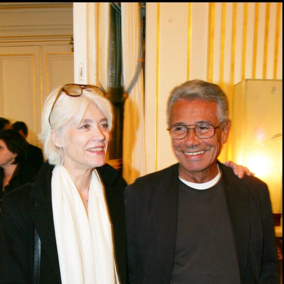 Françoise Hardy et Jean-Marie Périer - Cérémonie de remise de décorations au ministère de la Culture le 28 novembre 2006