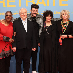 Firmine Richard, Daniel Prévost, Kev Adams, Liliane Rovère, Mylène Demongeot - Avant-première du film "Maison de retraite" au cinéma Le Grand Rex à Paris le 10 Février 2022. © Rubens Hazon/Bestimage