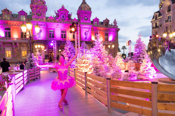 Illustration - Inauguration des illuminations de Noël du casino de Monte-Carlo à Monaco. Le 2 décembre 2022 