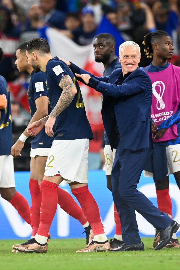 Didier Deschamps (entraineur et sélectionneur de l'équipe de France) - Match de football de la Coupe du Monde FIFA Qatar 2022 : la France bat la Pologne 3 à 1 en 8ème de finale au Al Thumama Stadium à Doha le 4 décembre 2022. © Philippe Perusseau / Bestimage