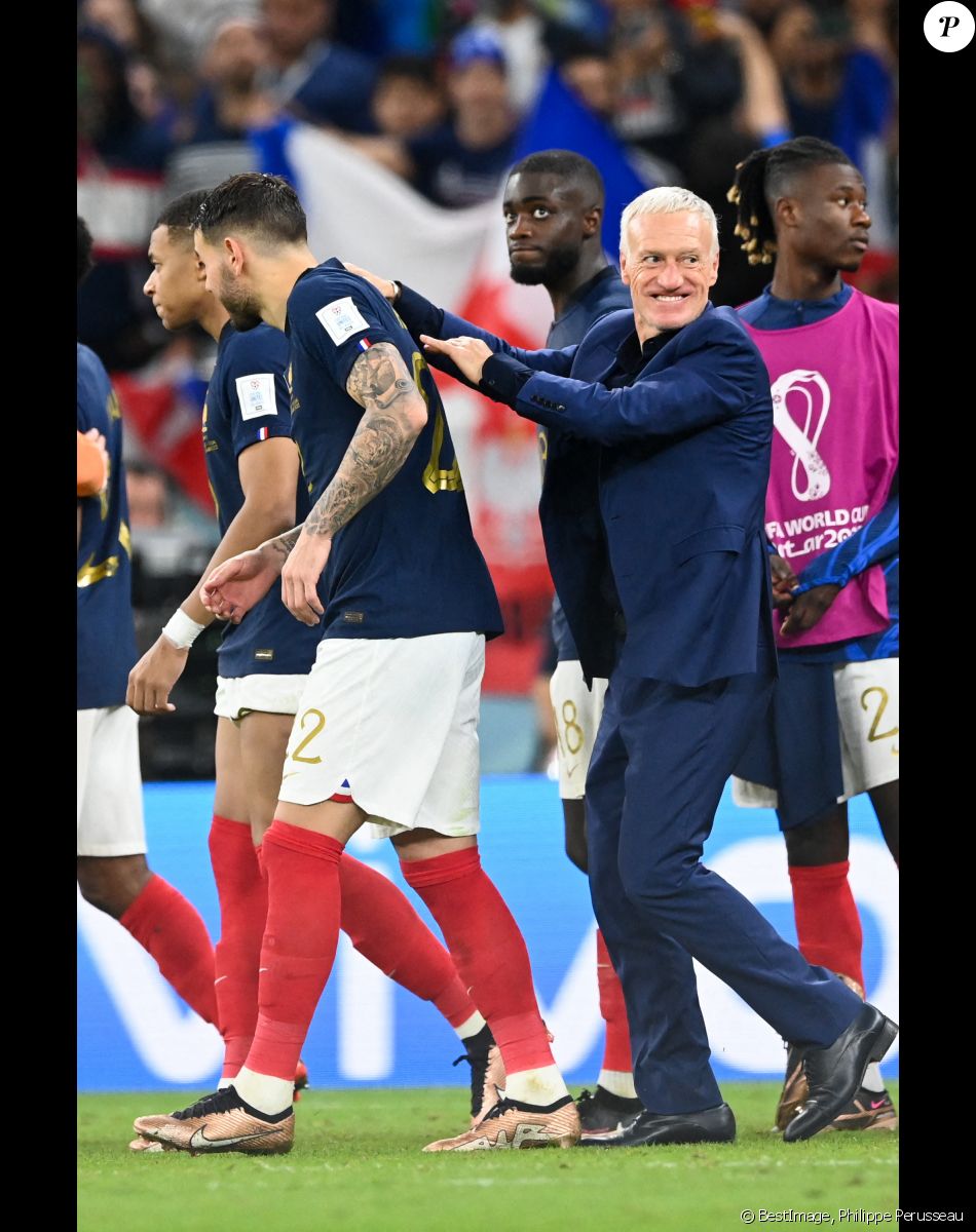 Didier Deschamps (entraineur et sélectionneur de l'équipe de France) - Match de football de la Coupe du Monde FIFA Qatar 2022 : la France bat la Pologne 3 à 1 en 8ème de finale au Al Thumama Stadium à Doha le 4 décembre 2022. © Philippe Perusseau / Bestimage