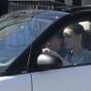 Jennifer Love Hewitt déjeune avec sa mère Patricia et prend la route au lovant de sa smart, Sherman Oaks, le 15 février 2010 !