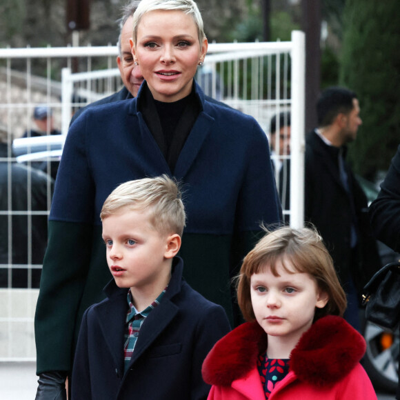 La princesse Charlene de Monaco, et ses enfants le prince Jacques et la princesse Gabriella lors de l'inauguration du marché de Noël à Monaco. © Claudia Albuquerque / Bestimage