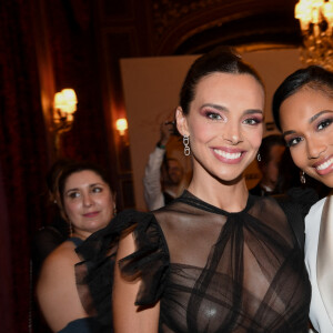 Semi Exclusif - Marine Lorphelin, miss France 2013 et Clémence Botino, miss France 2020 lors du gala de l'association "Les bonnes fées" à l'InterContinental Paris le 14 juin 2022. © Rachid Bellak / Bestimage