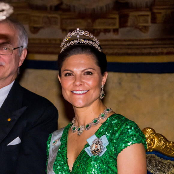 La princesse Victoria de Suède - La famille royale de suède au dîner lors de la cérémonie de remise des Prix Nobel à Stockholm le 11 décembre 2022. 