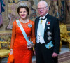 Le roi Carl Gustav de Suède et la reine Silvia - La famille royale de suède au dîner lors de la cérémonie de remise des Prix Nobel à Stockholm le 11 décembre 2022. 