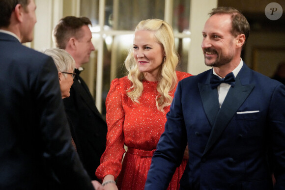 Le prince Haakon et la princesse Mette Marit de Norvège - Banquet pour la cérémonie des Prix Nobel de la Paix à Oslo en Norvège le 10 décembre 2022. 