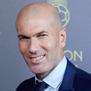 Zinedine Zidane - Photocall de la 66ème cérémonie du Ballon d'Or au Théâtre du Chatelet à Paris. © Cyril Moreau/Bestimage