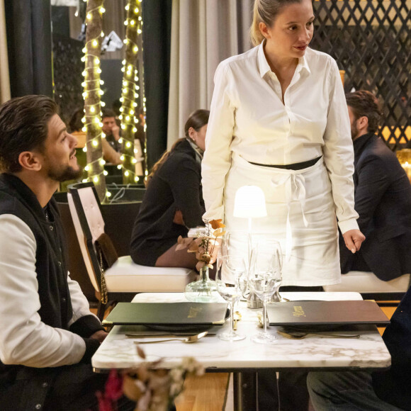 Exclusif - Rayane Bensetti, Agnès Miguras, Jarry - Plateau - Enregistrement de l'émission "Le grand restaurant,  la guerre de l'étoile ", diffusée le 15 décembre sur M6 © Cyril Moreau / Bestimage