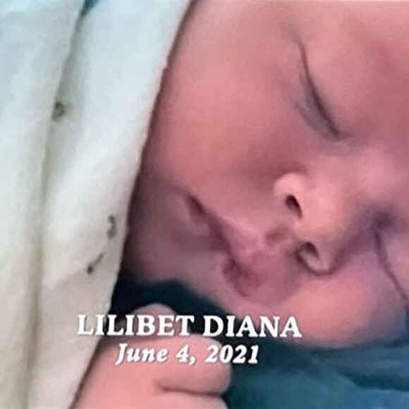 Le prince Harry, duc de Sussex et Meghan Markle, duchesse de Sussex, dévoilent des photos de leur fille Lilibet, 1 an, dans le 6ème épisode du documentaire "Harry & Meghan" (Netflix). Le 15 décembre 2022. 