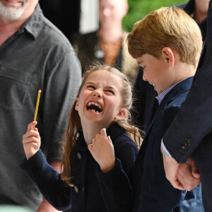 Le prince George de Cambridge et la princesse Charlotte de Cambridge en visite au château de Cardiff, Royaume Uni, le 4 juin 2022, à l'occasion du jubilé de platine de la reine d'Angleterre. 