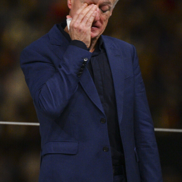 Didier Deschamps entraineur / Selectionneur France - Remise du trophée de la Coupe du Monde 2022 au Qatar (FIFA World Cup Qatar 2022) à l'équipe d'argentine après sa victoire contre la France en finale (3-3 - tab 2-4). Doha, le 18 décembre 2022.