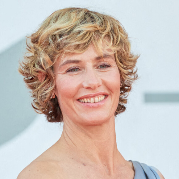 Cécile de France - Tapis rouge du film "Illusions perdues" lors du festival international du film de Venise (La Mostra), le 5 septembre 2021.