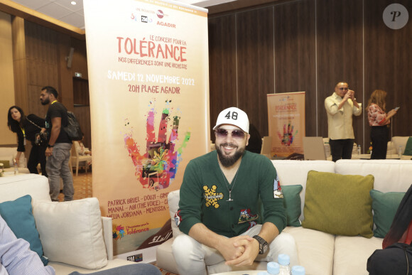 Exclusif - Douzi - Conférence de presse à l'occasion du Concert pour la Tolérance 2022 à Agadir, diffusée le 23 décembre sur W9 © Jack Tribeca / Bestimage