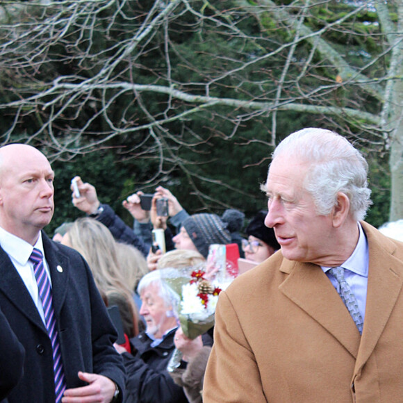 Le roi Charles III - La famille royale d'Angleterre au premier service de Noël à Sandringham depuis le décès de la reine Elizabeth II, le 25 décembre 2022.