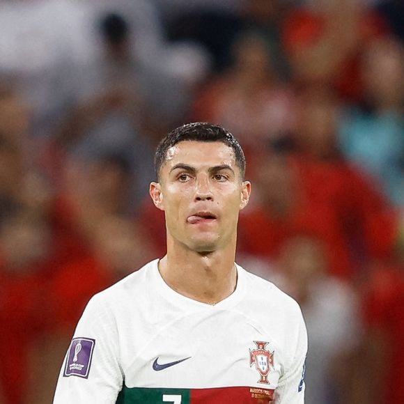 Match de football de quart de finale opposant le Portugal au Maroc lors de la coupe du Monde au stade Education City à Al Rayyan au Qatar, le 10 décembre 2022. © Fotoarena/Panoramic/Bestimage  CRISTIANO RONALDO de Portugal durante partida entre Marrocos x Portugal, v?lida pelas quartas de final da Copa do Mundo, realizada no Est?dio Al Thumama em Doha, Catar. 
