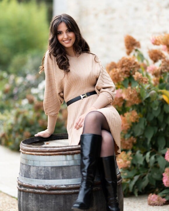 Coraline Lerasle, Miss Centre Val-de-Loire 2022, prend la pose sur Instagram.