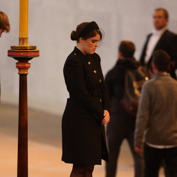 La princesse Eugenie d'York- Veillée des petits-enfants de la reine Elizabeth II au Westminster Hall à Londres, Royaume Uni, le 17 septembre 2022. 