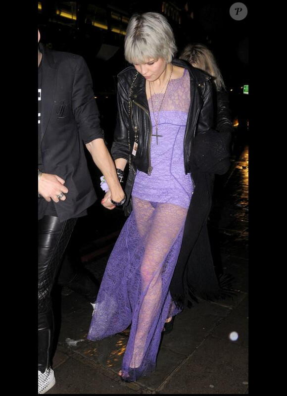 Pixie Geldof très olé-olé à l'afterparty des Brit Awards. 17/02/2010