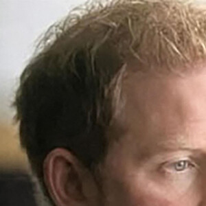 Le prince Harry fait des affirmations choquantes dans le documentaire de Netflix "Harry & Meghan" selon lequel William "a crié" et Charles a menti pendant les pourparlers de Sandringham pendant que la reine "s'asseyait et regardait". 