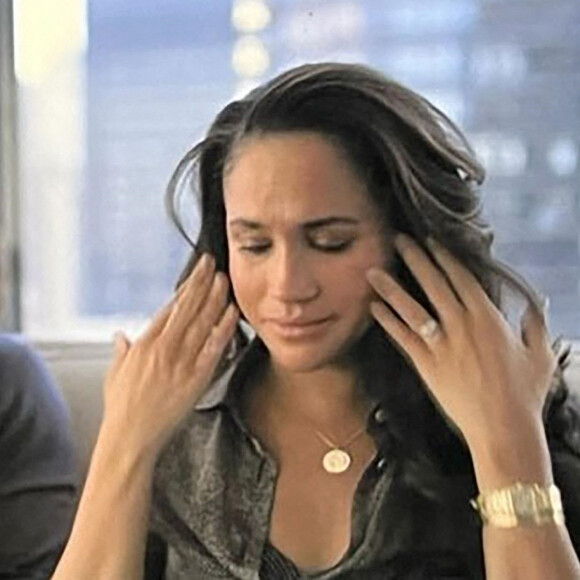 Meghan Markle, duchesse de Sussex, fond en larmes en évoquant les menaces de mort sur les réseaux sociaux dans le documentaire "Harry & Meghan" (Netflix). Los Angeles. Le 15 décembre 2022. 