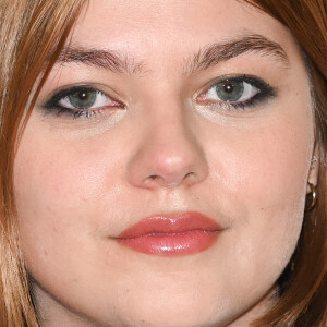 Louane Emera - Avant-première du film "Cet été-là" au cinéma Pathé Wepler à Paris le 3 janvier 2022. © Coadic Guirec/Bestimage