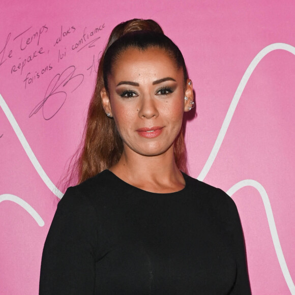 Exclusif - Chimène Badi - Backstage - Enregistrement de l'émission "Tout le monde chante contre le cancer, les stars relèvent le défi" dans le cadre du gala de l'association "Tout le monde chante contre le cancer" présentée par J.Anthony au Dôme de Paris. © Coadic Guirec-Christophe Clovis / Bestimage Pour la 12ème année consécutive, des animateurs, humoristes et comédiens vont monter sur scène pour relever des défis aux côtés des plus grands chanteurs français. Ils vous s'unir pour donner des ailes à l'association TOUT LE MONDE CONTRE LE CANCER. Chaque année, ce sont plus de mille actions réalisées grâce à elle dans les hôpitaux, pour améliorer le quotidien des enfants malades et de leurs familles. Cette année encore, au cours d'un gala exceptionnel au dôme de paris, animateurs et artistes de tous horizons vont offrir un moment magique aux enfants. Les humoristes F.Dubosc, F.Peyre, A.Vizorek, la journaliste K.G.Thuram, les comédiens B.Putzulu et N.Marquay, les animateurs E.Gossuin, L.Maistret, E.Moulet, le chorégraphe K.Ouali et bien d'autres, joueront le jeu pour la bonne cause et notre plus grand plaisir 
