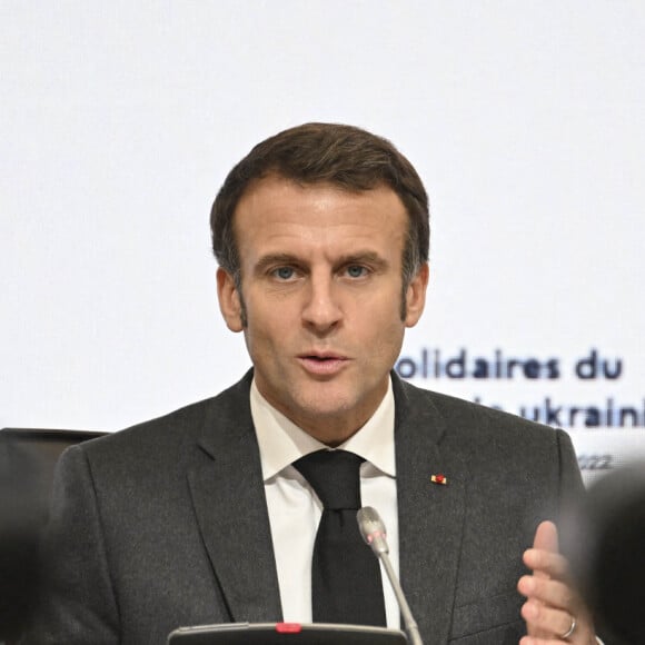 Emmanuel Macron, président de la République française lors de la conférence "Solidaires du peuple ukrainien" au Quai d'Orsay ministère des affaires étrangères à Paris, France, le 13 décembre 2022. © Eric Tschaen/Pool/Bestimage