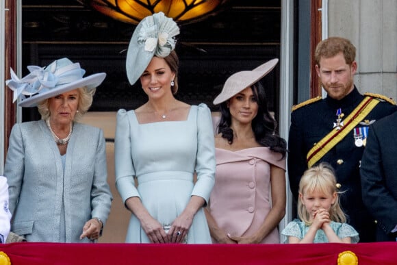 Camilla Parker Bowles, duchesse de Cornouailles, Kate Catherine Middleton, duchesse de Cambridge, le prince Harry, duc de Sussex et Meghan Markle, duchesse de Sussex, Isla Phillips - Les membres de la famille royale britannique lors du rassemblement militaire "Trooping the Colour" (le "salut aux couleurs"), célébrant l'anniversaire officiel du souverain britannique. Cette parade a lieu à Horse Guards Parade, chaque année au cours du deuxième samedi du mois de juin. Londres, le 9 juin 2018.