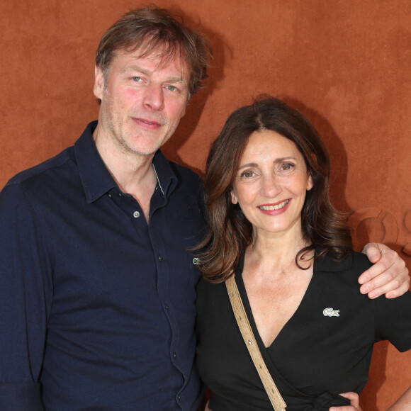 Valérie Karsenti et son compagnon François Feroleto au village (Jour 7) lors des Internationaux de France de Tennis de Roland Garros à Paris, France. © Bertrand Rindoff/Bestimage 