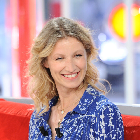 Exclusif - Alexandra Lamy - Enregistrement de l'émission "Vivement Dimanche" présentée par M.Drucker et diffusée le 20 juin 2021 sur France 2. Le 12 mai 2021 © Guillaume Gaffiot / Bestimage