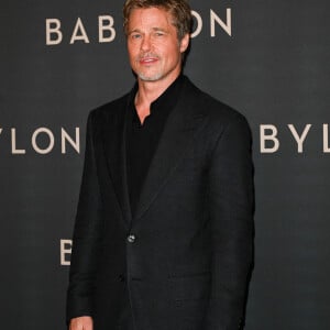 Brad Pitt à la première du film "Babylon" au cinéma Le Grand Rex à Paris, France, le 14 janvier 2023. © Coadic Guirec/Bestimage