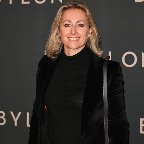 Anne-Sophie Lapix à la première du film "Babylon" au cinéma Le Grand Rex à Paris, France, le 14 janvier 2023. © Coadic Guirec/Bestimage