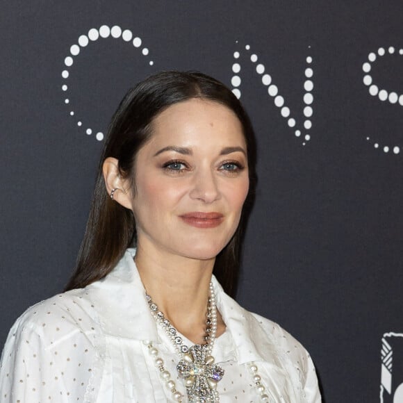Marion Cotillard en Chanel - Photocall de la soirée des révélations des Cesar 2023 au Trianon à Paris le 16 janvier 2023. © Olivier Borde/Bestimage