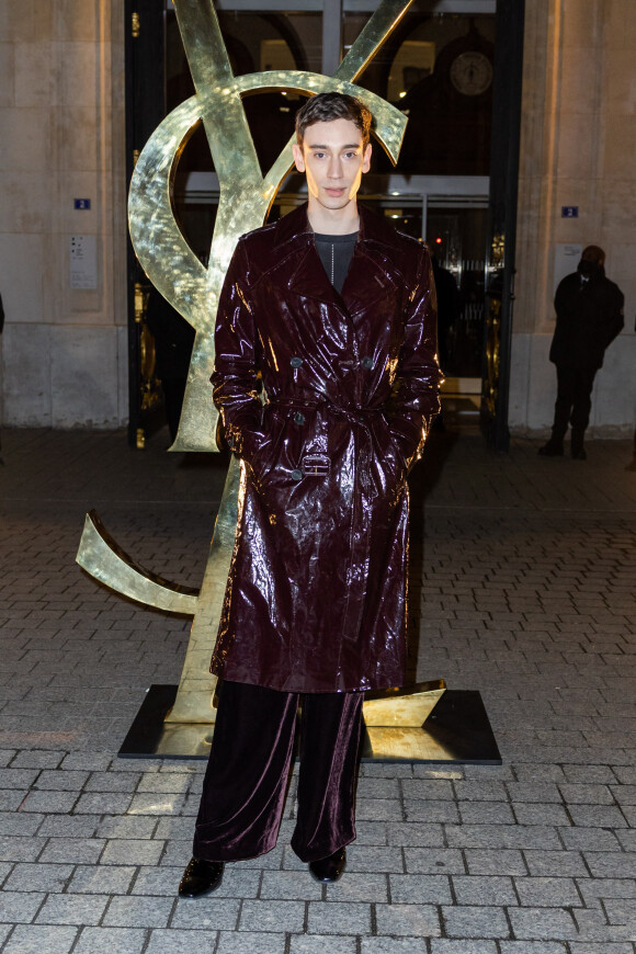 Theodore Pellerin - Défilé Saint Laurent Homme Automne-Hiver 2023-2024 lors de la Fashion Week à Paris le 17 janvier 2022. © Olivier Borde/Bestimage 