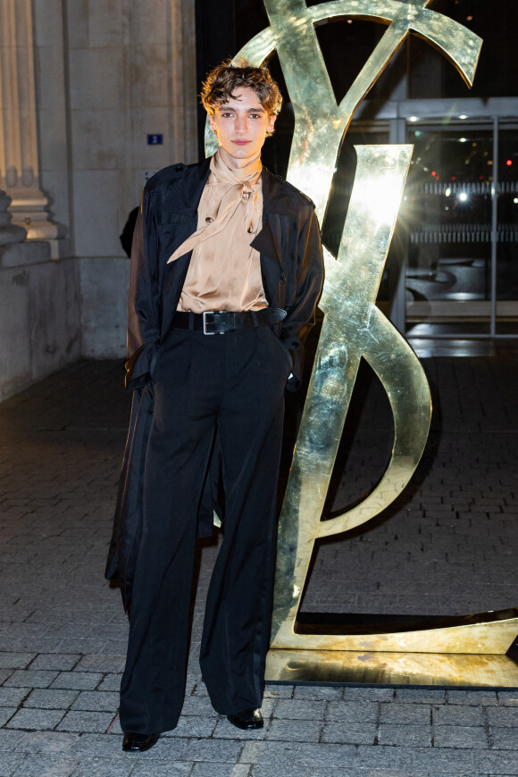 Vassili Schneider - Défilé Saint Laurent Homme Automne-Hiver 2023-2024 lors de la Fashion Week à Paris le 17 janvier 2022. © Olivier Borde/Bestimage 