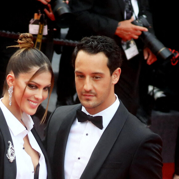 Iris Mittenaere et son compagnon Diego El Glaoui - Montée des marches du film " Top Gun : Maverick " lors du 75ème Festival International du Film de Cannes. Le 18 mai 2022 © Dominique Jacovides / Bestimage 