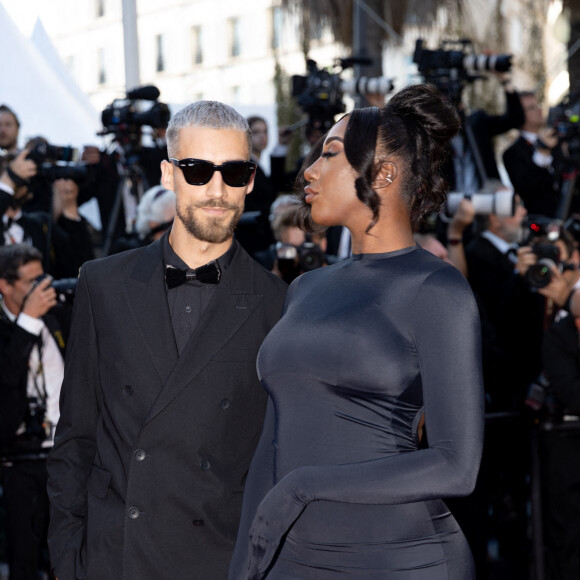 Info - Aya Nakamura et son ex-compagnon jugés pour violences réciproques - Vladimir Boudnikoff et sa compagne Aya Nakamura - Montée des marches du film " Armageddon Time " lors du 75ème Festival International du Film de Cannes. Le 19 mai 2022 © Cyril Moreau / Bestimage 