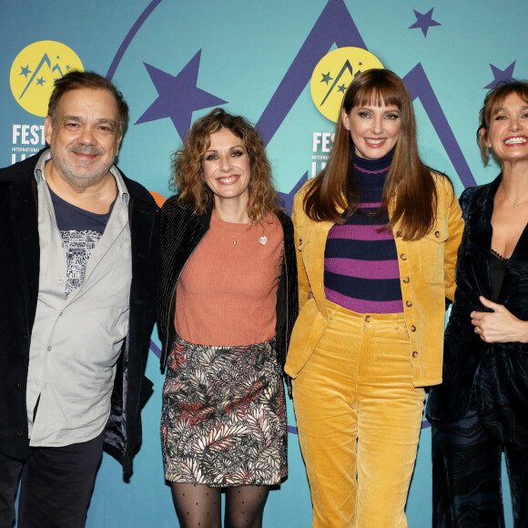 Didier Bourdon, Carine Ribert, Frédérique Bel, Caroline Anglade - Cérémonie de clôture du 26e Festival de l'Alpe d'Huez, le 21 janvier 2023. © Dominique Jacovides/Bestimage