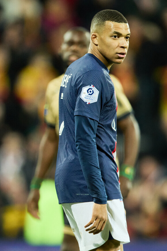 Kylian Mbappé - Match de Ligue 1 Uber Eats "Lens contre le PSG" (3-1) au Stade Bollaert-Delelis à Lens le 1er janvier 2023. © Cyril Moreau/Bestimage